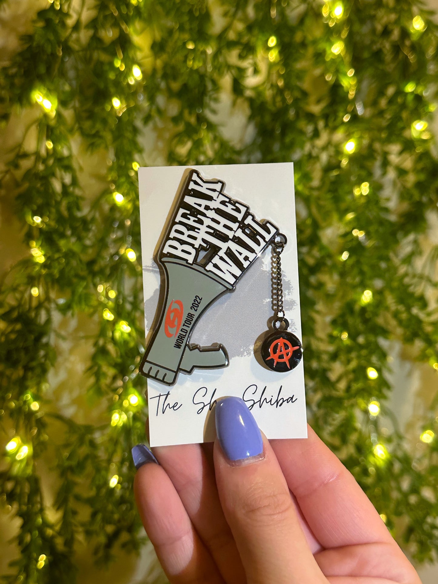 Ateez “WORLD TOUR” pin